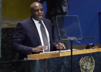 El ministro de Asuntos Exteriores británico, David Lammy, se dirige a la Cumbre del Futuro, en la Asamblea general de las Naciones Unidas, el 23 de septiembre de 2024. (Richard Drew/AP)