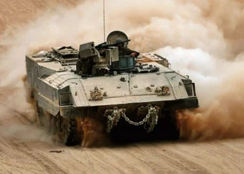 El APC Achzarit israelí: basado en el tanque soviético T-55