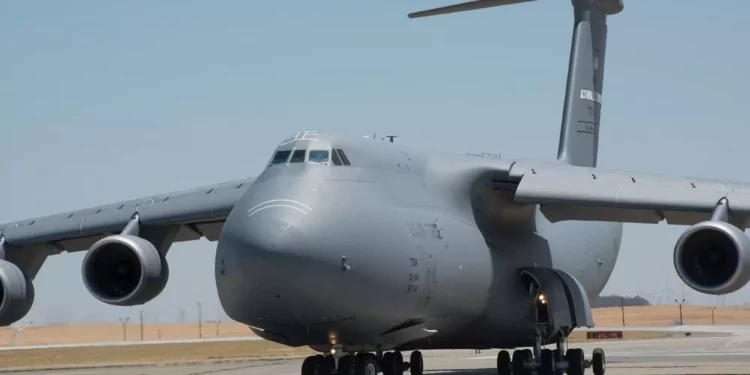 C-5M-Super-Galaxy