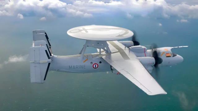 El E-2 Hawkeye: historia, evolución y tecnología avanzada