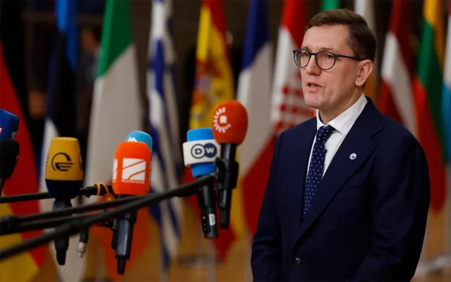 Estonia reprende a universidad por cortar lazos con la institución israelí