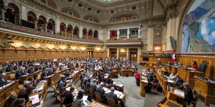 El Parlamento suizo vota a favor de ilegalizar a Hezbolá