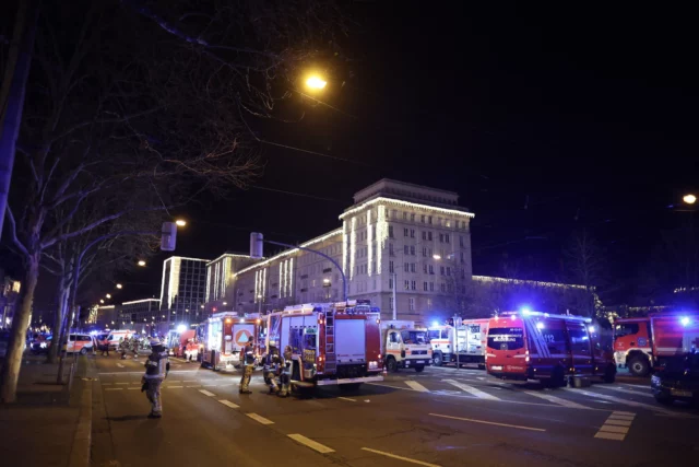 Musulmán arrolla a multitud en Alemania: 2 muertos y decenas de heridos
