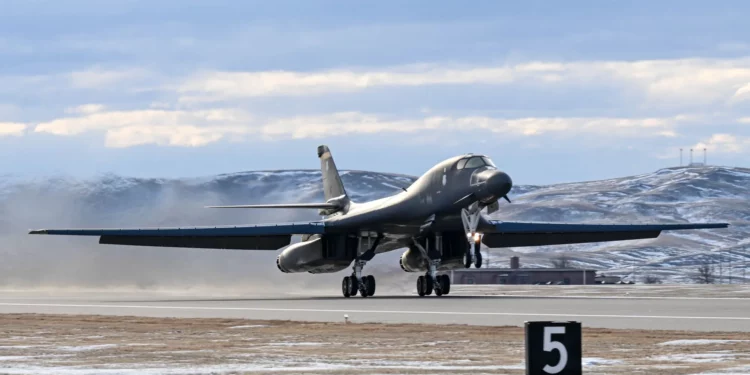 B-1B Lancer