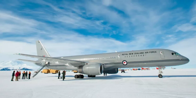 Aviones Boeing 757 de la RNZAF enfrentan retiro en 2027