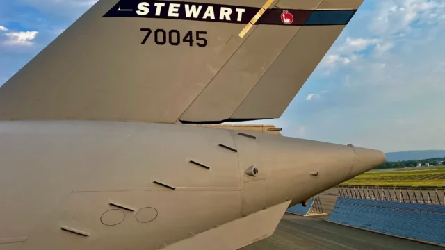 Los C-17 de la USAF volarán con microálabes