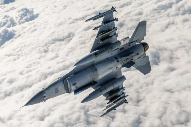 ¿Qué hace único al F-16 Block 70 entre los cazas actuales?