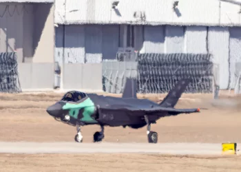 Un vistazo al “Franken-Lightning” construido a partir de dos F-35
