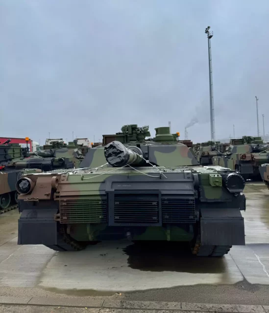 EE. UU. frena Abrams y urge a Grecia enviar Patriot a Ucrania
