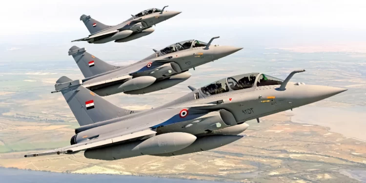 Egipto prepara Rafale y F-16 para atacar a los hutíes en Yemen