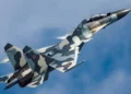 Caza ruso Su-30SM está cayendo en los cielos de Ucrania