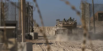 Soldados de las FDI en el sur de Israel, en la frontera con Gaza, el 11 de noviembre de 2024 (Michael Giladi/Flash90)