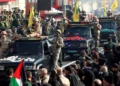 Miembros del Cuerpo de la Guardia Revolucionaria Islámica desfilan por las calles de Teherán durante una manifestación antiisraelí, el 10 de enero de 2025. (Foto de AFP)