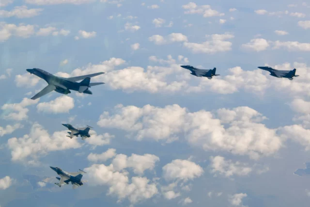 Despliegue de bombarderos B-1B en Noruega aumenta la tensión en el Ártico