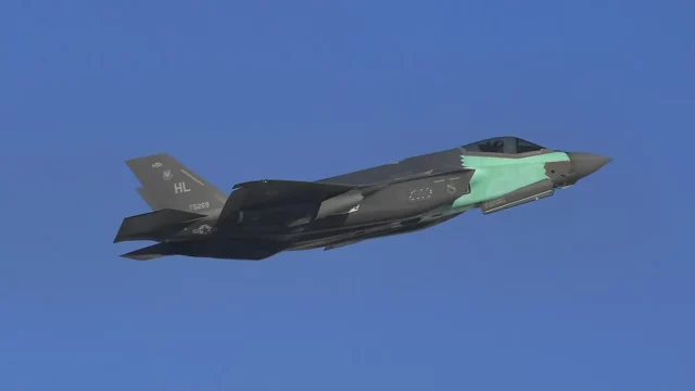 ROKAF convierte F-35A dañado en plataforma de entrenamiento