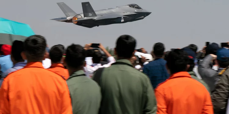 Trump ofrece a India el F-35: pero su arsenal ruso es un obstáculo