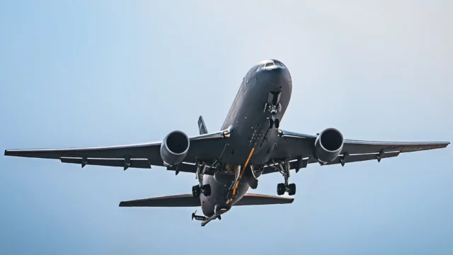 Deficiencias del avión KC-46 afectan su disponibilidad operativa