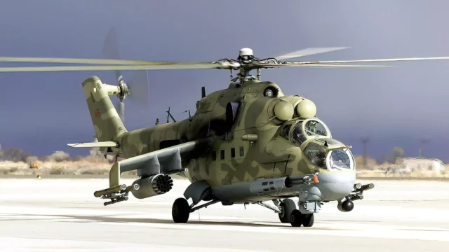 El Mi-24 Hind: el helicóptero soviético que dominó Afganistán