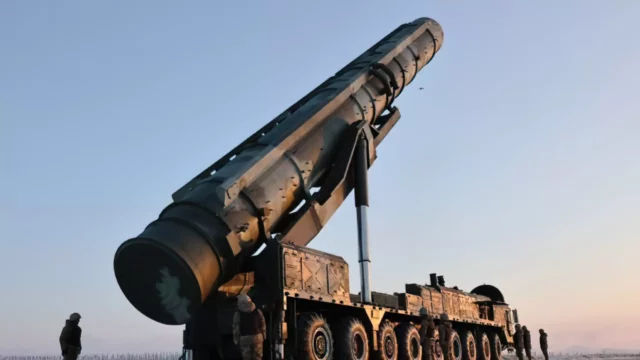 Misiles norcoreanos en Ucrania son tan precisos como los OTR-23 Oka de la URSS