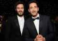 Adam Brody, a la izquierda, posa con su colega actor estadounidense Adrien Brody en la 30.ª edición de los premios Critics Choice Awards en Santa Mónica, California, el 7 de febrero de 2025. (Michael Kovac/Getty Images para Critics Choice Association vía JTA)