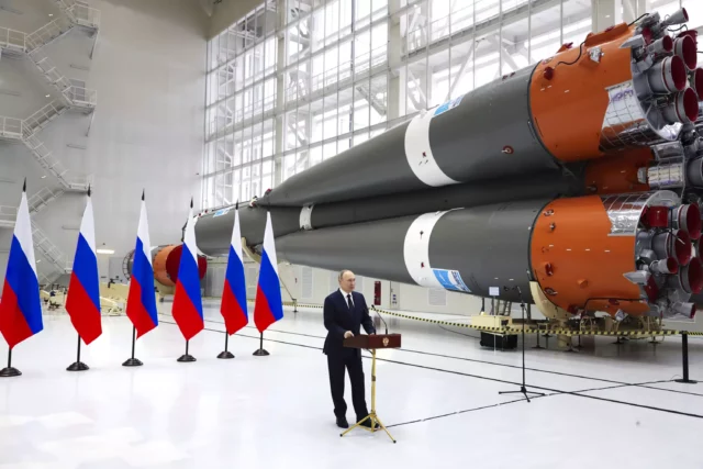 Rusia inicia producción masiva del misil hipersónico Oreshnik