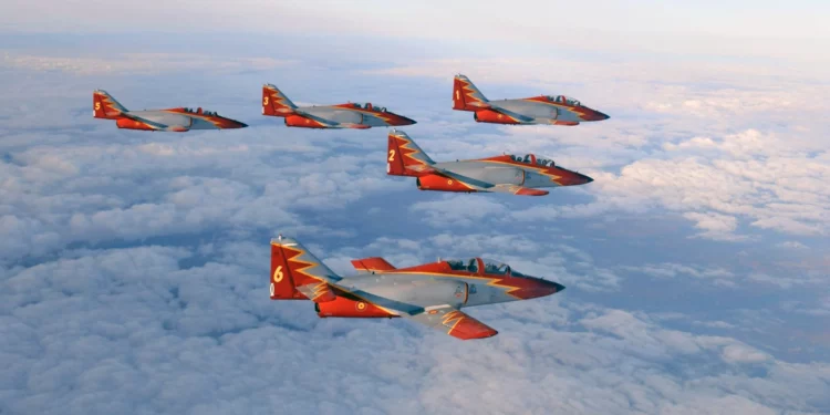 Patrulla Águila reemplazará los C-101 por los turbohélices PC-21