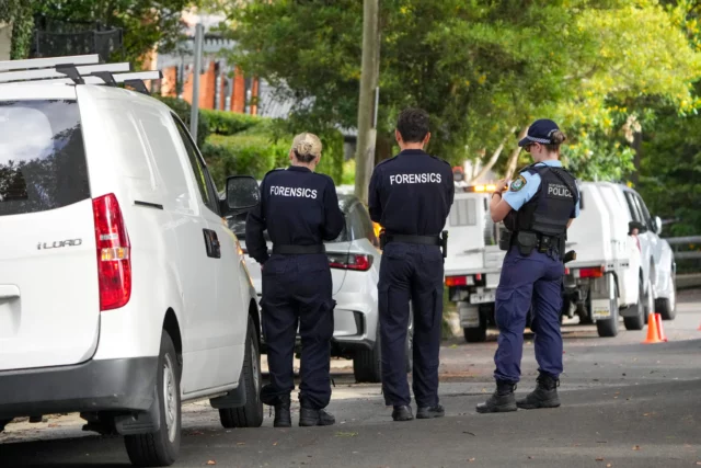 Australia acusa a siete hombres por saludo nazi en un club croata