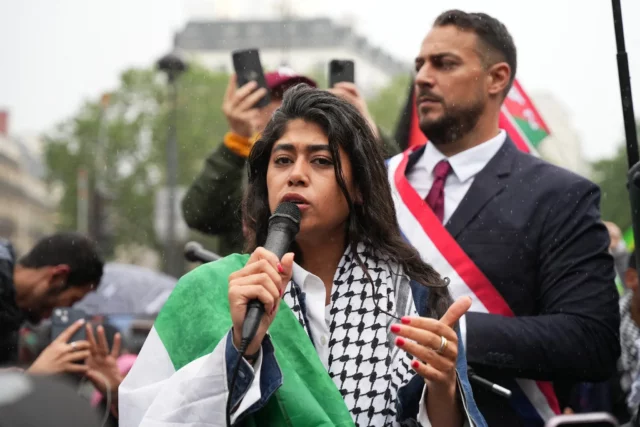 Israel bloquea  entrada a eurodiputada que apoya boicot y a Hamás