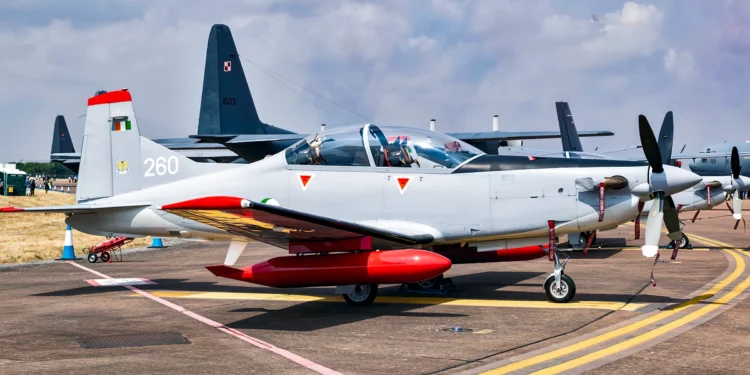 Irlanda adquiere aviones de combate tras 50 años
