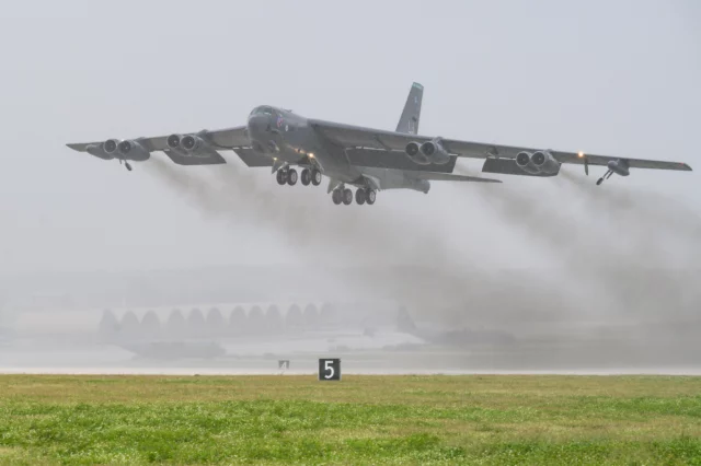 ¿Cuántos B-52 Stratofortress se construyeron?