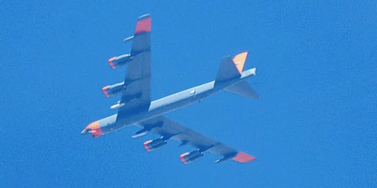 B-52 avistado