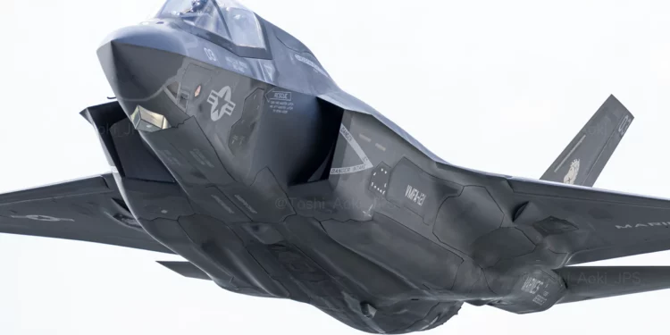 ¿Es el F-35 un caza costoso o una inversión estratégica?
