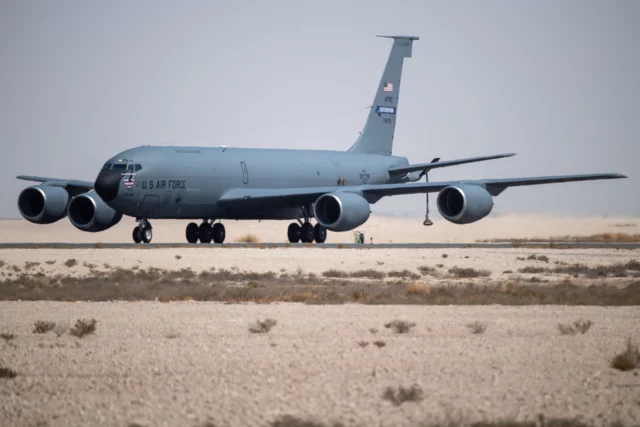 La Fuerza Aérea evalúa extender vida útil del KC-135 hasta 2050
