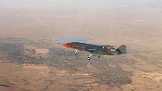 Boeing prueba con éxito misil aire-aire en el dron MQ-28 Ghost Bat