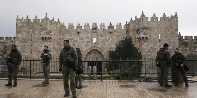 Policía israelí frustra atentado islamista planeado en Jerusalén