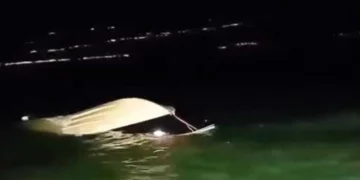 4 rescatados al hundirse un barco en el Mar de Galilea