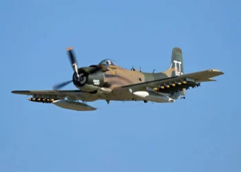 El A-1 Skyraider inspiró el diseño y rol del A-10 Warthog