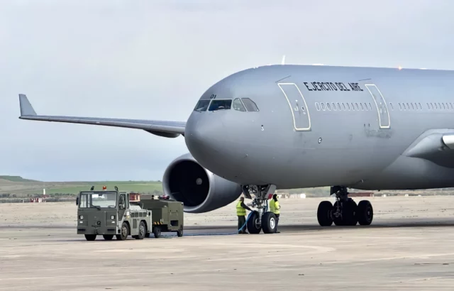 España inicia conversión del T24-01 en avión cisterna multifunción