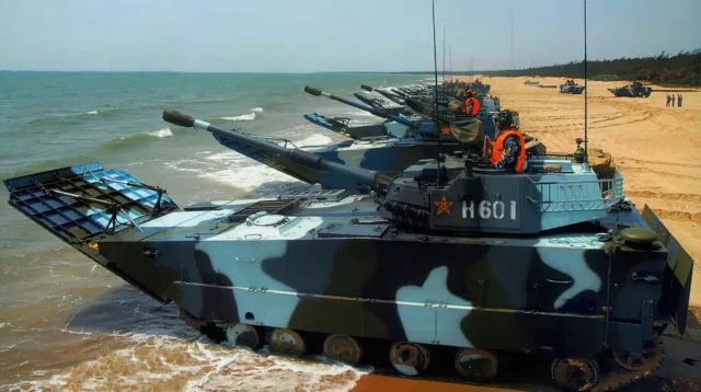 El ZBD-05 acelera desembarcos anfibios chinos