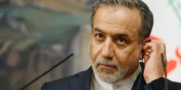 Canciller iraní llega a Roma para segunda ronda de negociaciones