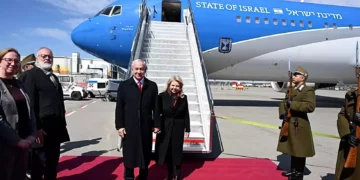 Netanyahu culmina visita a Hungría con respaldo contra la CPI y se dirige a EE. UU.
