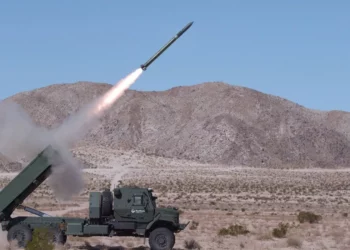 El lanzador autónomo DeepStrike completa prueba con fuego real