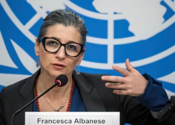 La ONU evalúa renovar a Albanese pese a acusaciones de antisemitismo