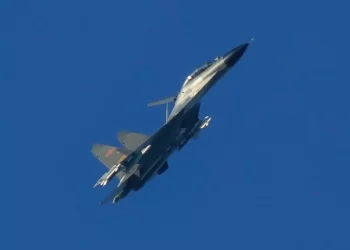 F-15C Eagle supera al J-11B en maniobrabilidad supersónica