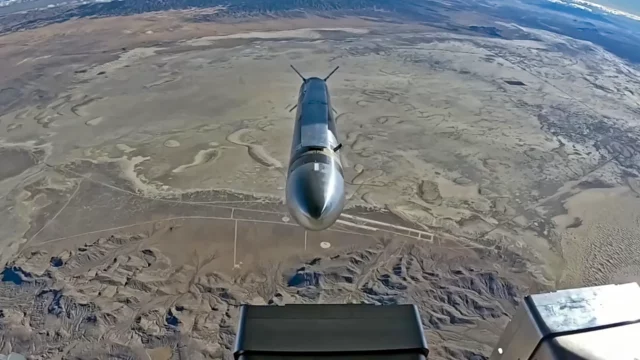 Leidos prueba con éxito el misil Black Arrow desde un AC-130J