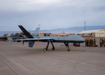 Ejercicio Iron Agility une MQ-9 y F-16 en Holloman para ACE
