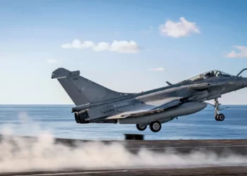 India adquiere 26 cazas Rafale Marine para su portaaviones