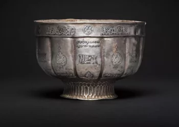 Subastarán copa de kidush milenaria vinculada al reinado de Ghengis Khan
