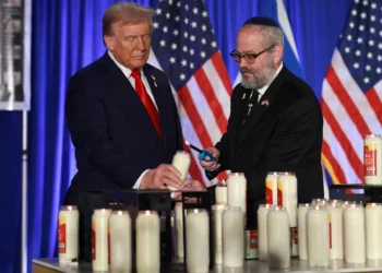 Trump nombra a rabino de Miami como enviado contra el antisemitismo