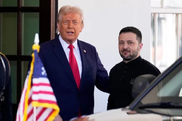 Ucrania y EE. UU. firman acuerdo minero que compromete a la administración Trump con Kiev